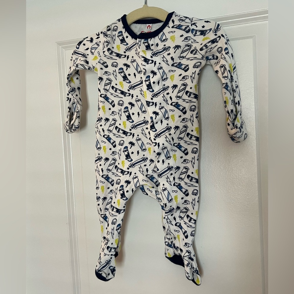 Magnetic Me Baby Pajamas 0-3 months